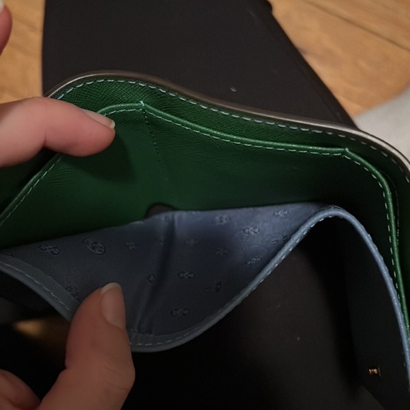 Tory Burch Bluewood / Tory Navy / Arugula Emerson Colorblock Micro Wallet - Picture 4 of 5